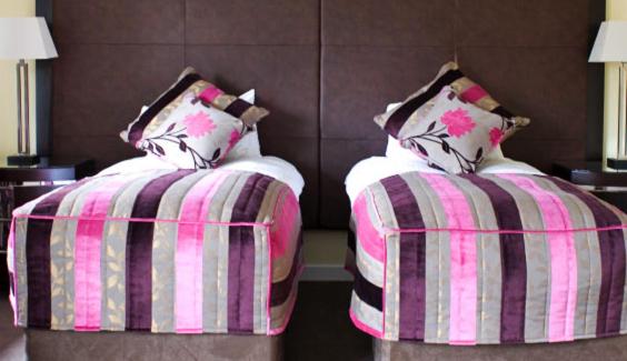 Airth Castle Hotel - Housity