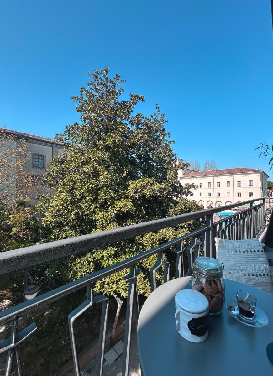 Camera con Vista - Housity