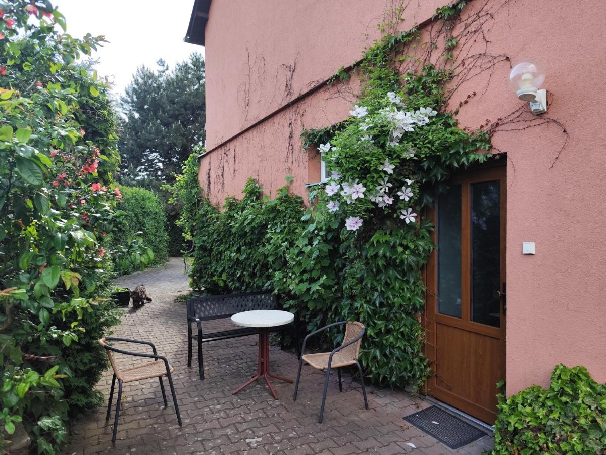 Apartmán Na Skále - Housity