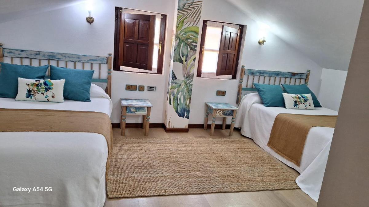 Hotel Salldemar - Housity