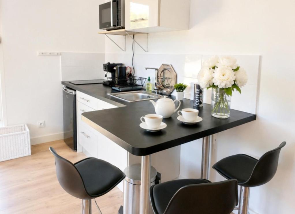 STUDIO Jasmin & Jardin 1 à 2 pers à Villa Terra - Housity