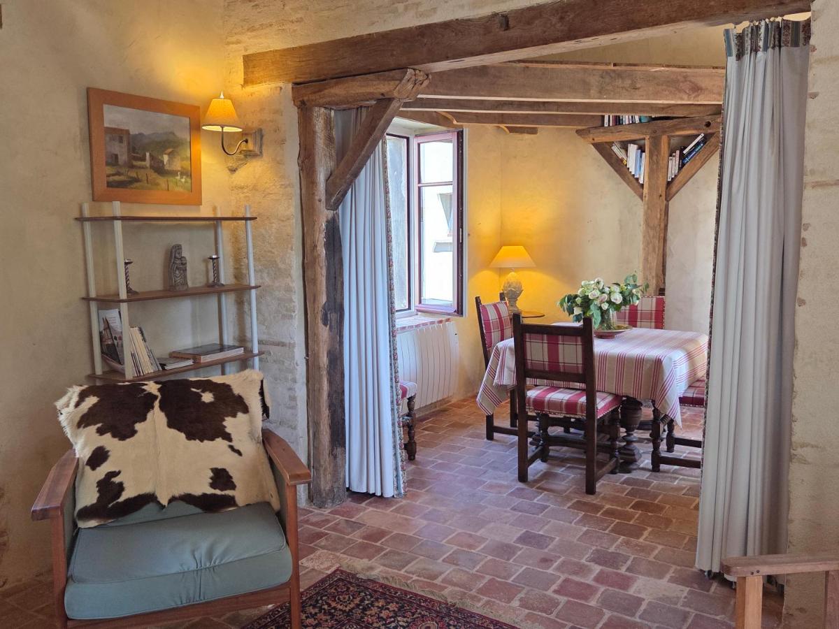 Les Gîtes du chateau de Craon - Housity