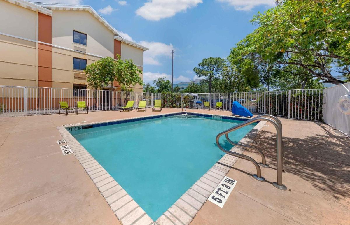 Extended Stay America Suites - Fort Lauderdale - Cypress Creek - NW 6th Way - Housity