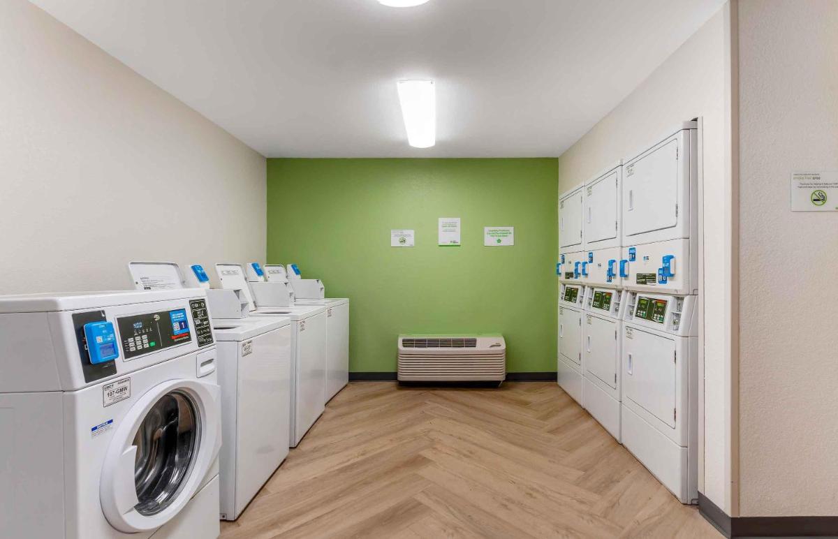 Extended Stay America Suites - Tampa - Airport - Spruce Street - Housity