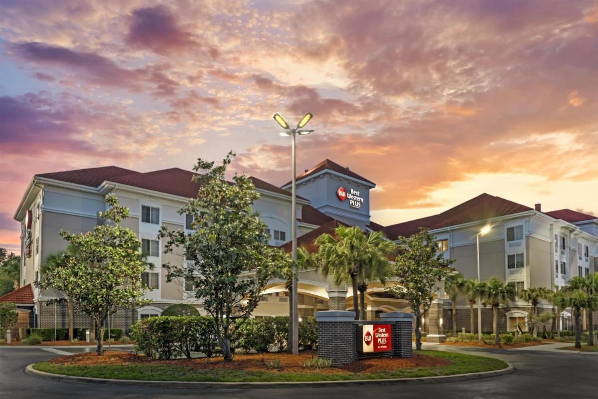 Best Western Plus Orlando Lake Buena Vista South Inn & Suites - Housity