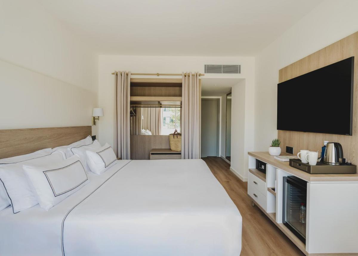 Melia Sitges - Housity