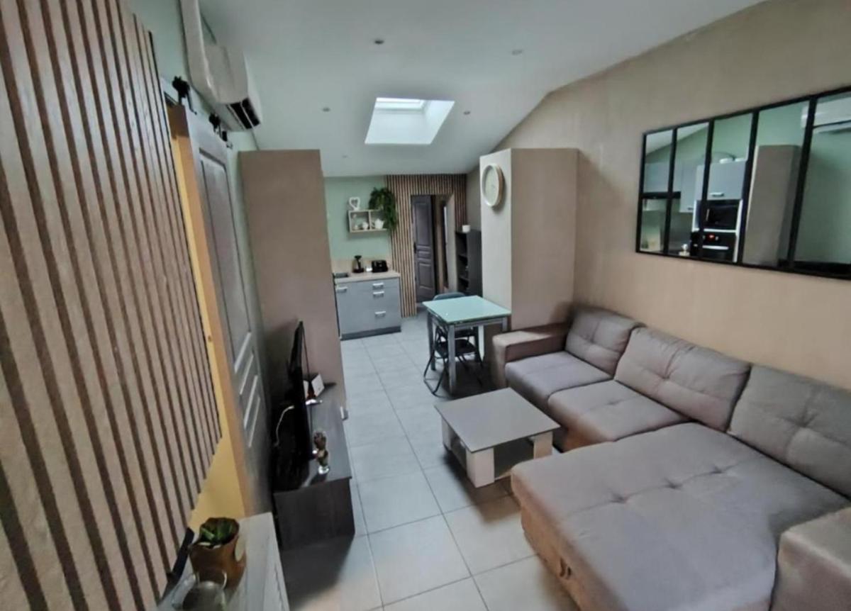 Ni 100%Gite,Ni100% loc chez Kheira&Pascal - Housity