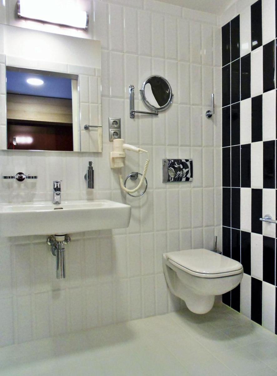 Gokart Hotel - Housity