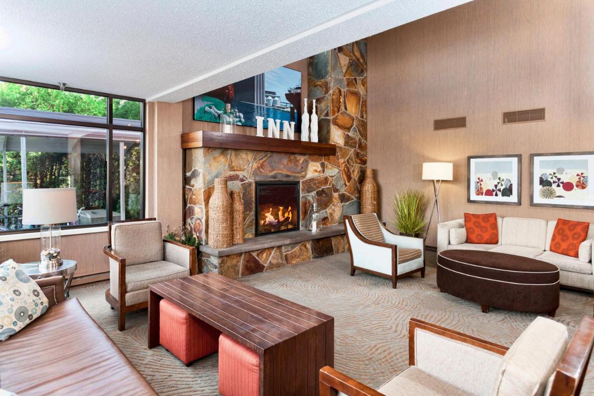 The Inn on Lake Superior - Housity