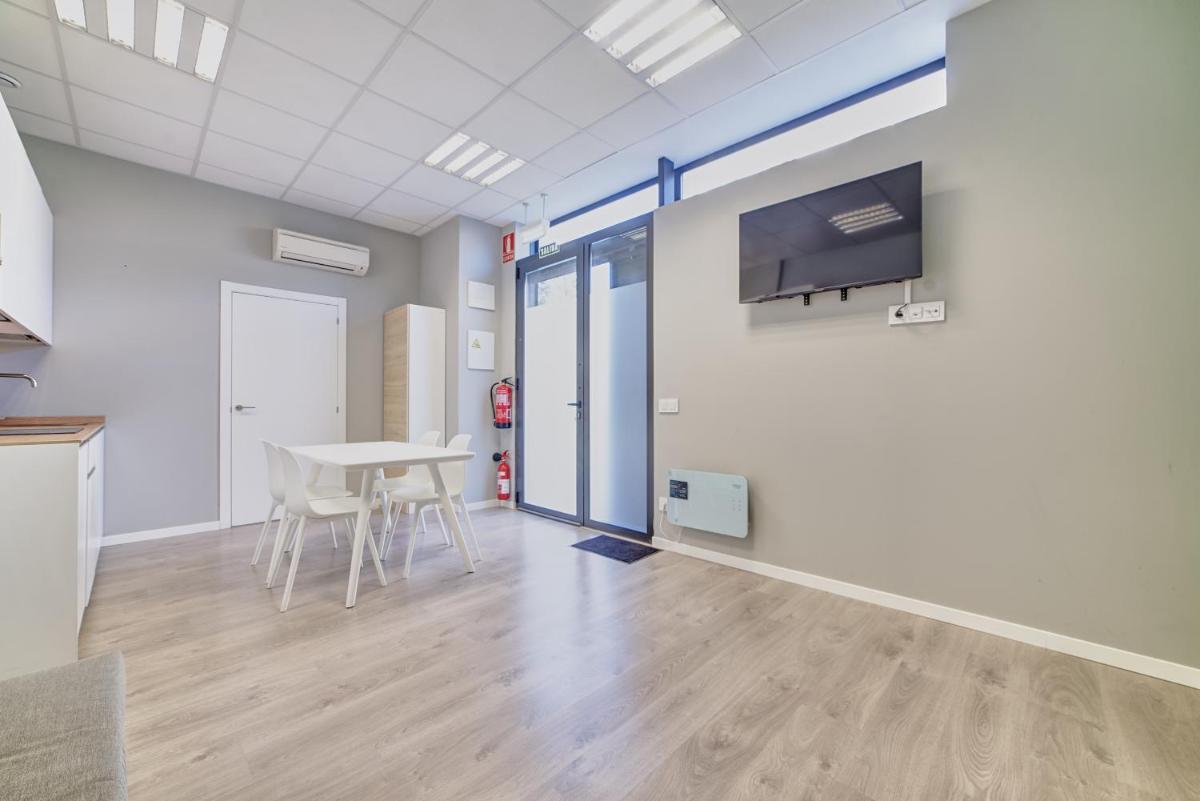 Apartamentos Pamplona by Clabao - Housity