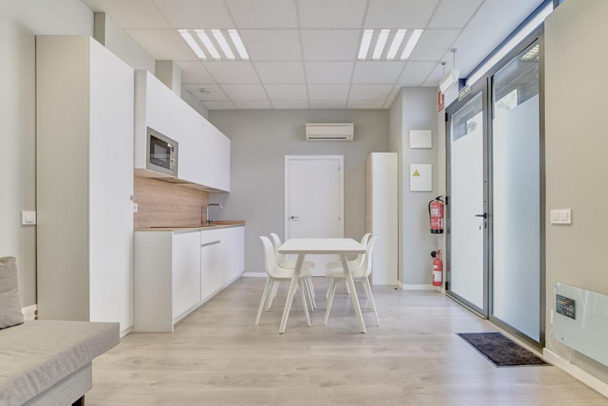 Apartamentos Pamplona by Clabao - Housity