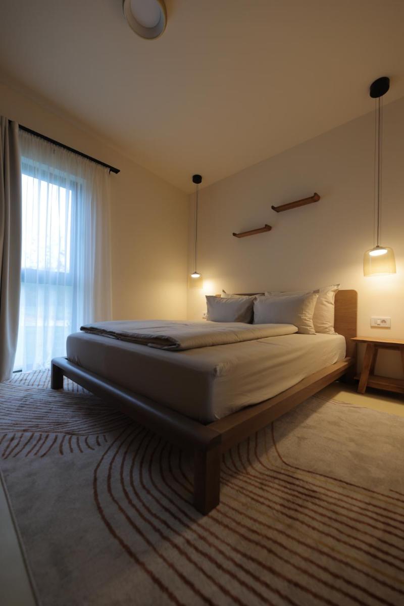 The Spot Resort - Housity
