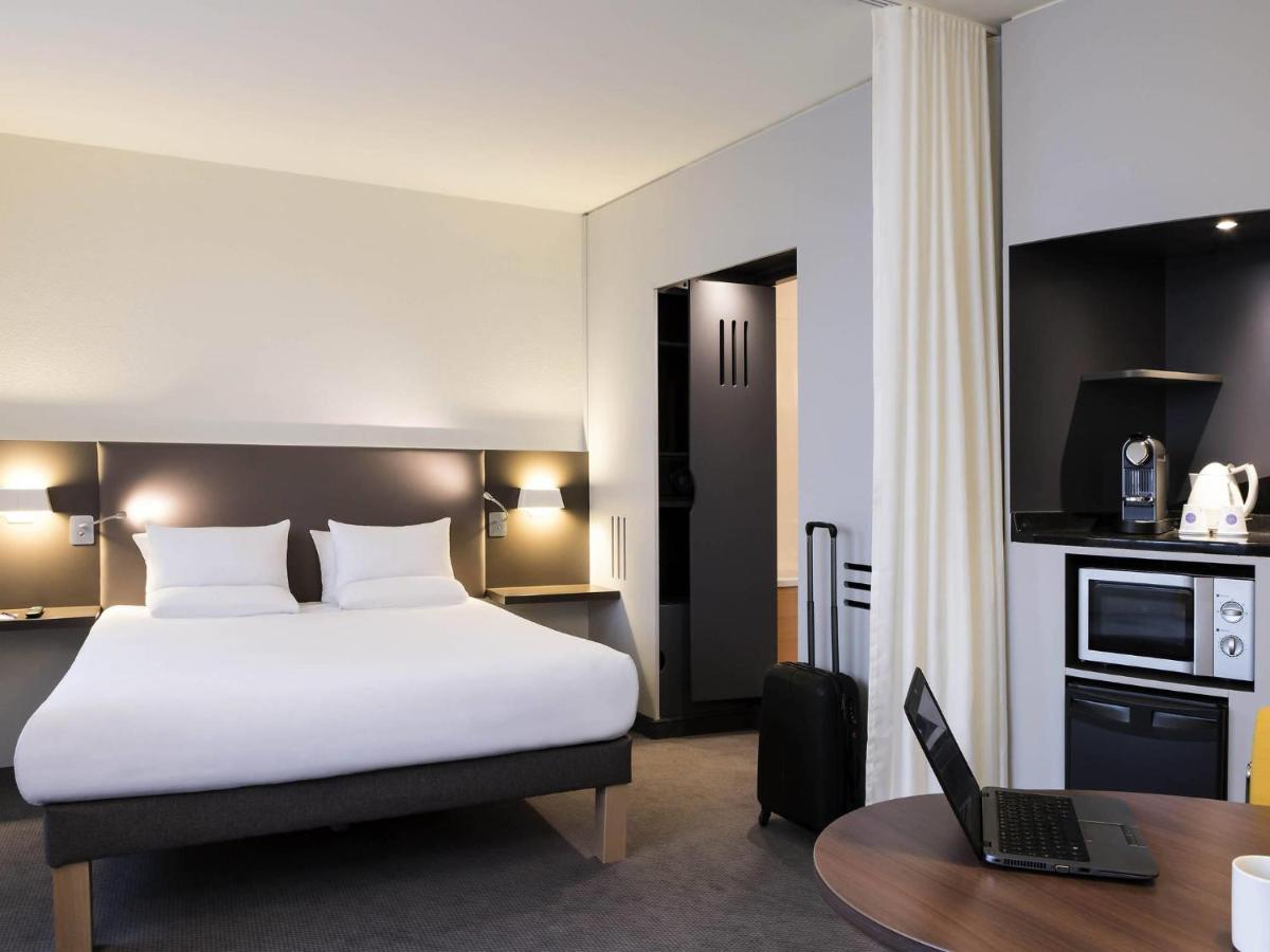 Novotel Suites Paris CDG Airport Villepinte - Housity