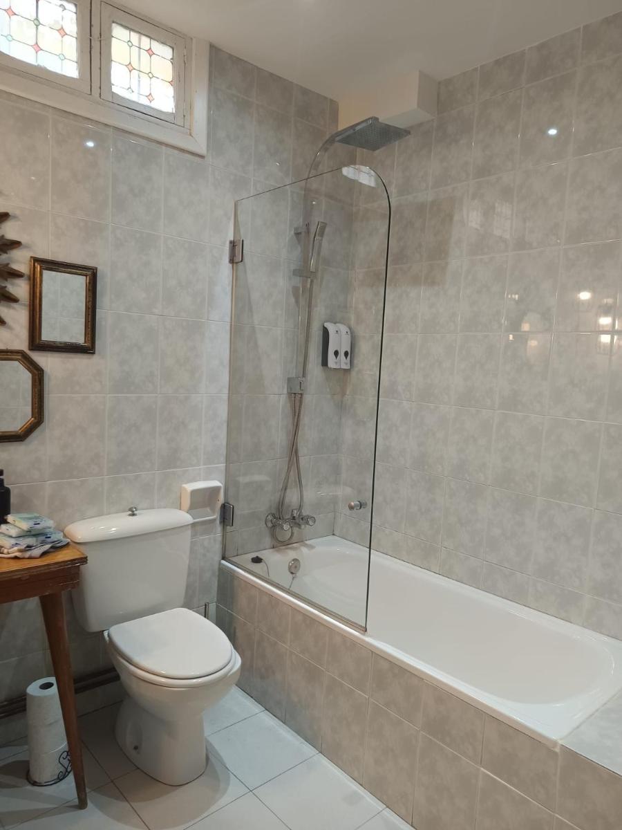 Apartamentos La Muralla - Housity