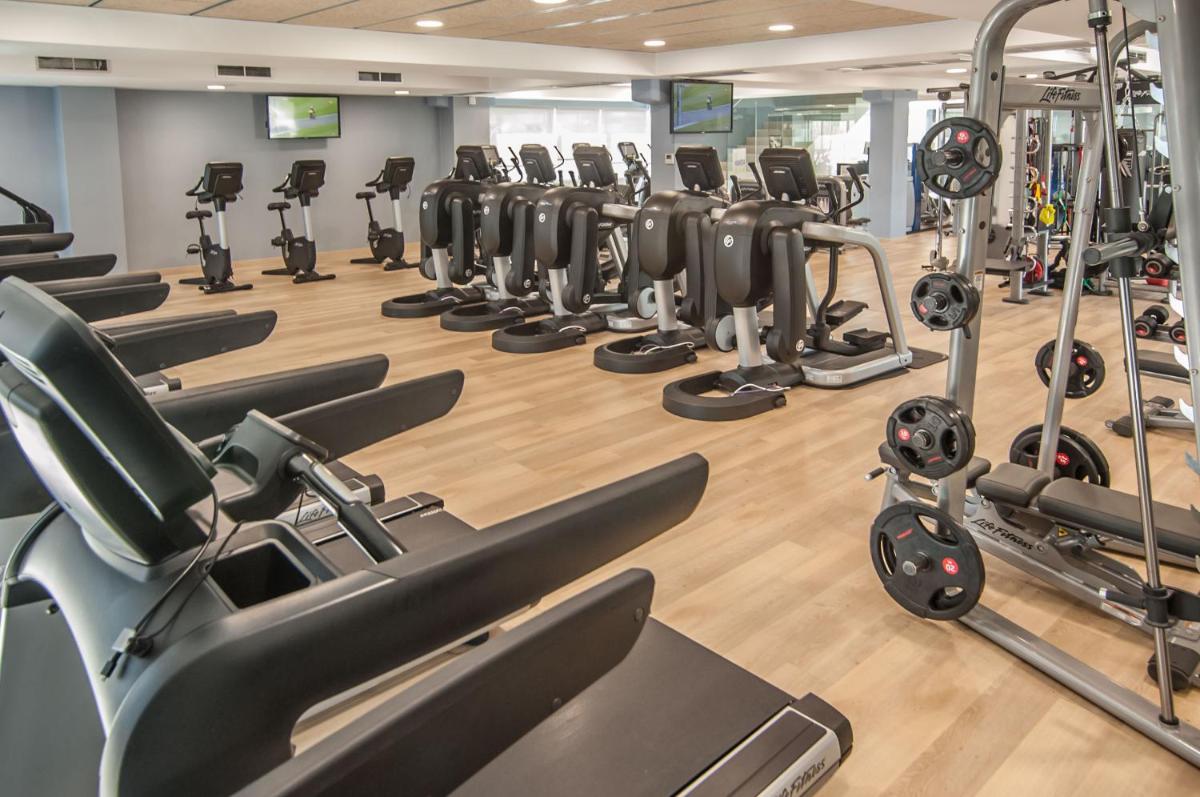 Gimnasio o instalaciones de fitness de Hotel Sorli Emocions