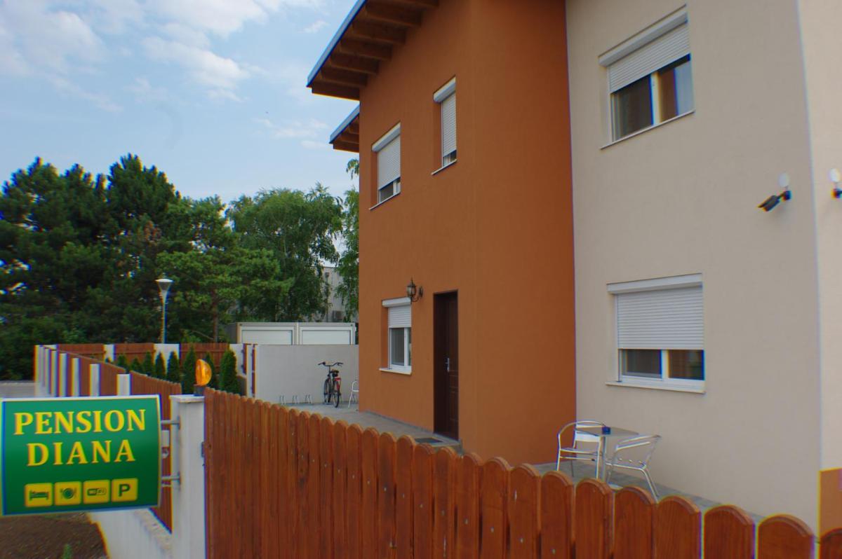 Pension Diana-Parndorf - Housity