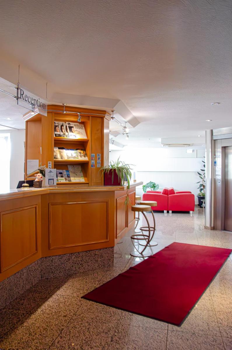 Grunau Hotel - Housity