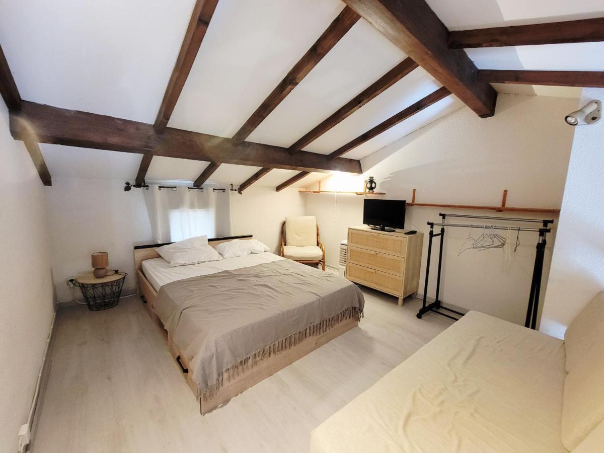 Saint-Cyprien - T2 Mezzanine avec Terrasse et Garage - FR-1-309-353 - Housity
