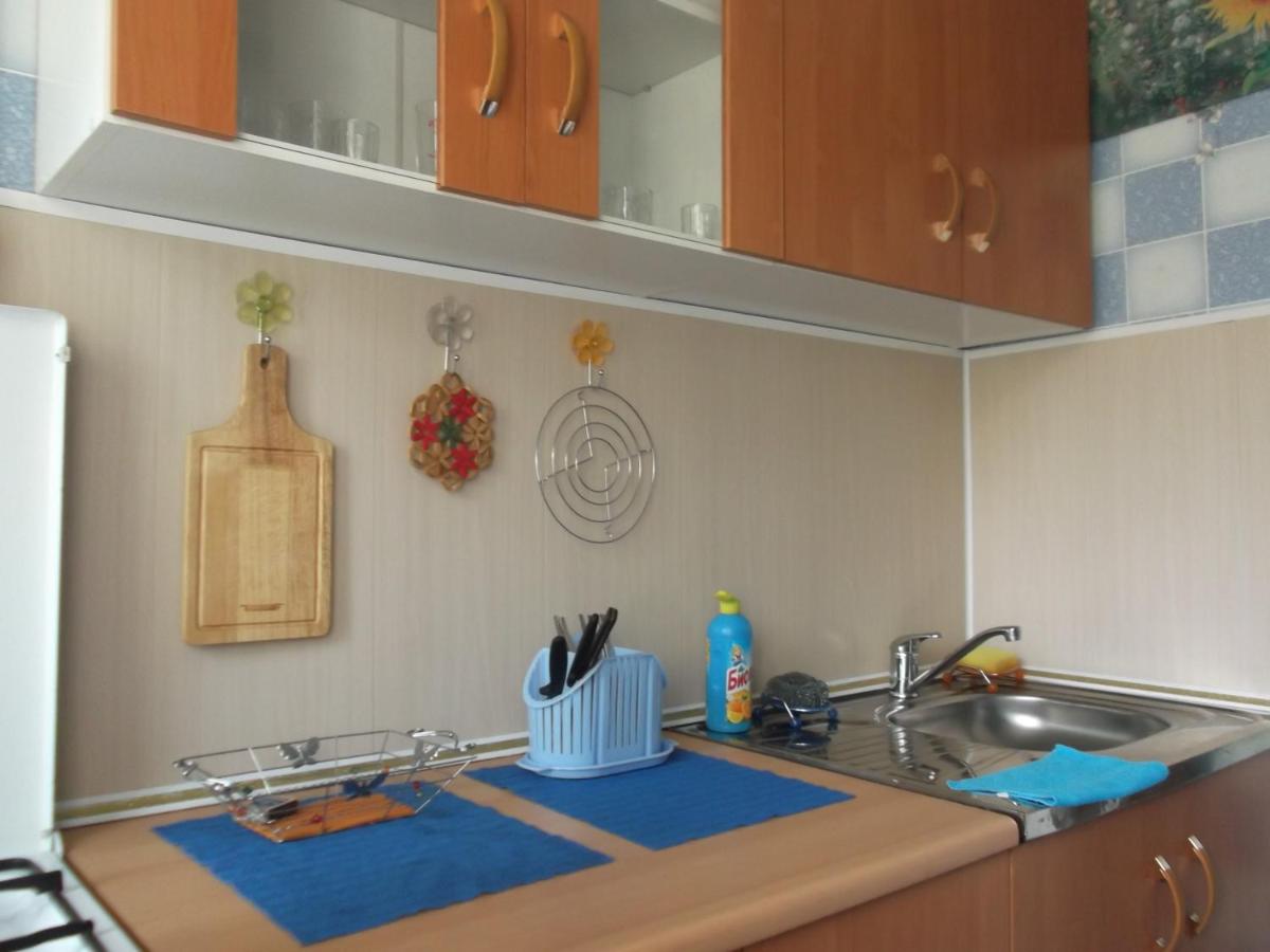 Apartment on prospekt Pobedy 12 - Housity