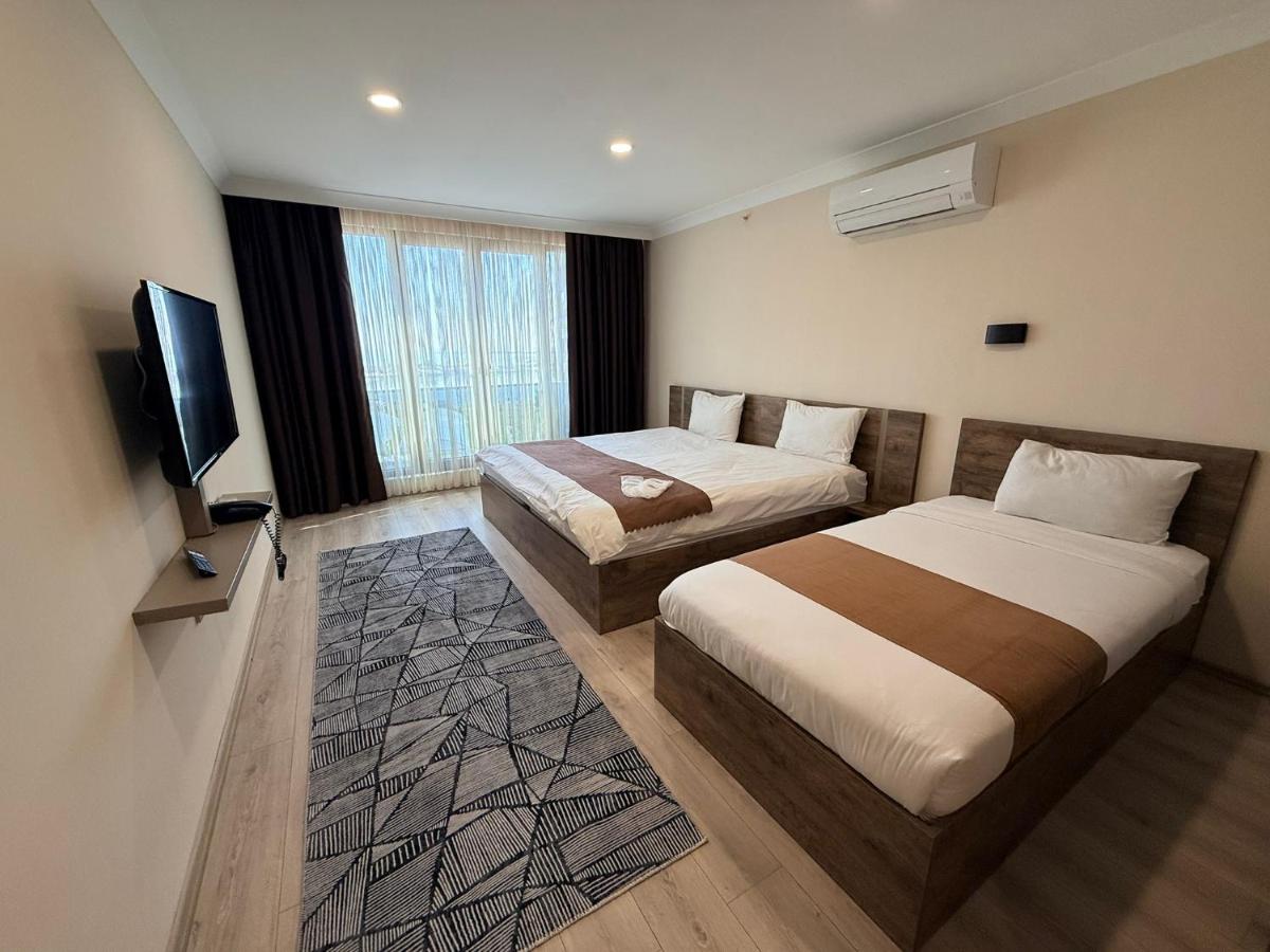 Rena Grand Residence & Suit - Housity