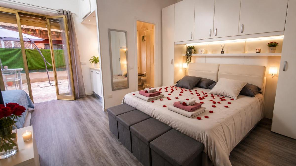 Aurelia Garden Stay - Hotel Ergife, Vatican, San Pietro - Housity