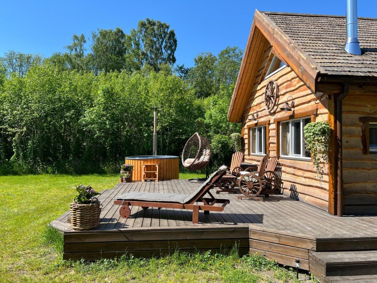 Hobu House - a Cozy, Private Cabin with a Hot Tub by the Forest near Haapsalu - Housity