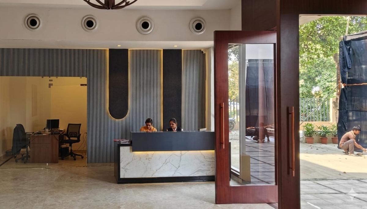7 VACHAN LAWNS AND BANQUET - Housity