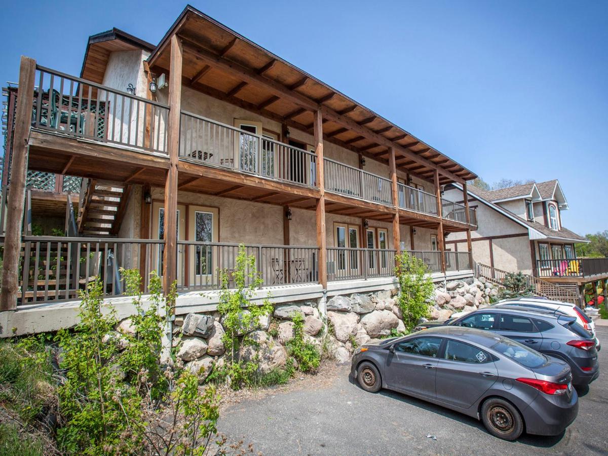 Timberland Inn - Hizvo