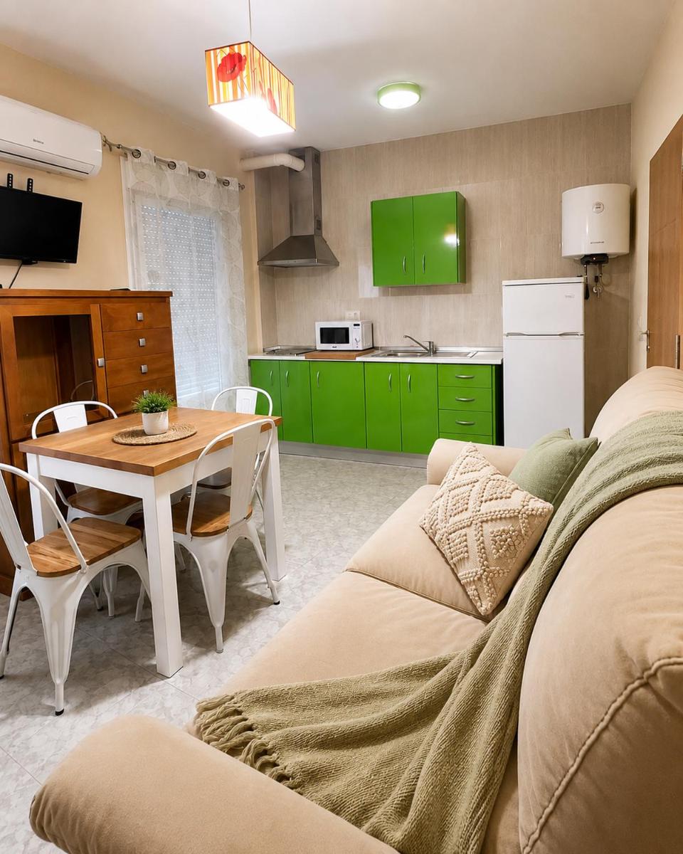 Alojamientos Rurales Cuatro Estaciones - Housity