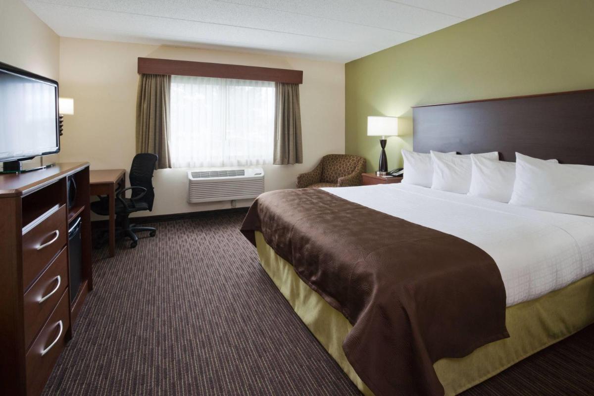 AmericInn by Wyndham Rice Lake - Housity