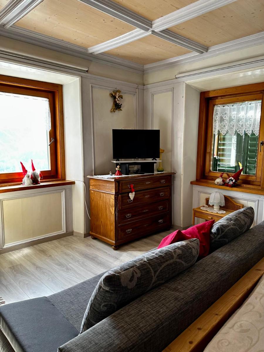 Grandma's house in Carano - Housity