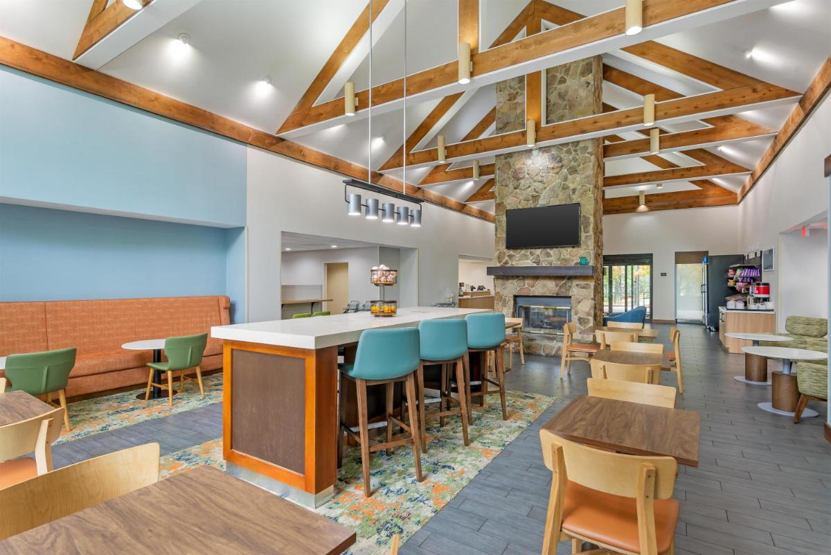 Hampton Inn & Suites Atlanta/Duluth/Gwinnett - Housity
