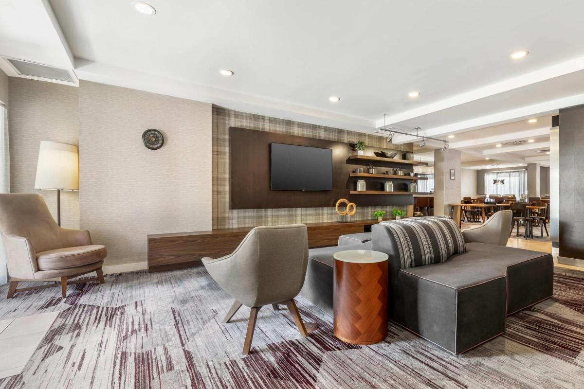 Sonesta Select Allentown Bethlehem Airport - Housity