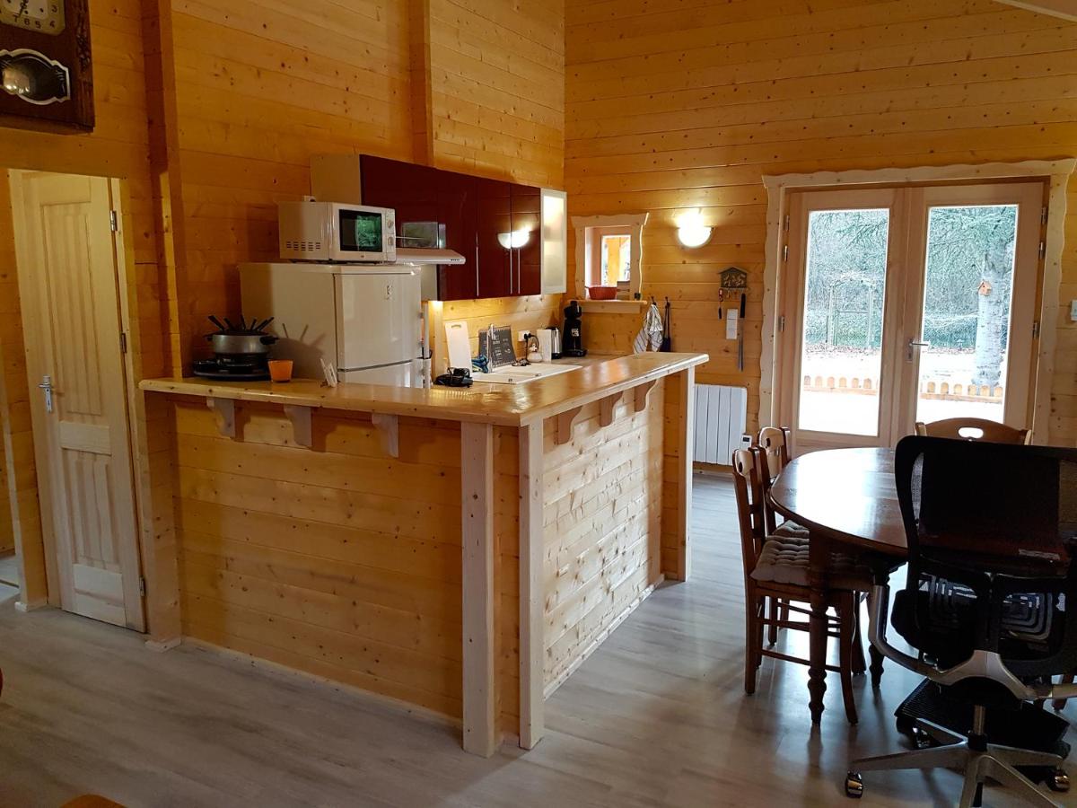 Chalet au Domaine de la Goujonne - Housity