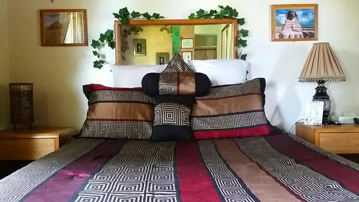 Bennett Bay Inn - Housity