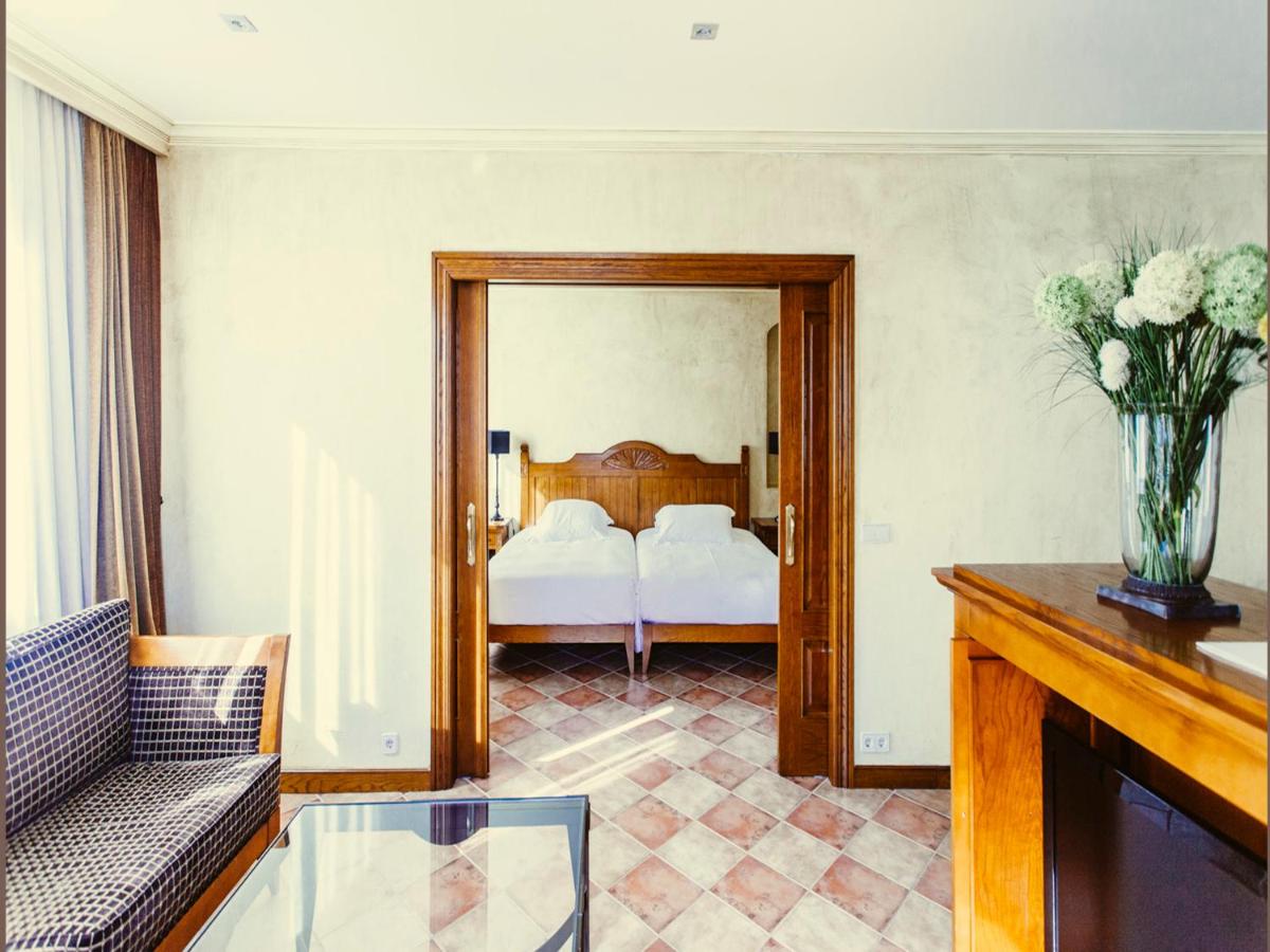 Hotel Maher - Housity