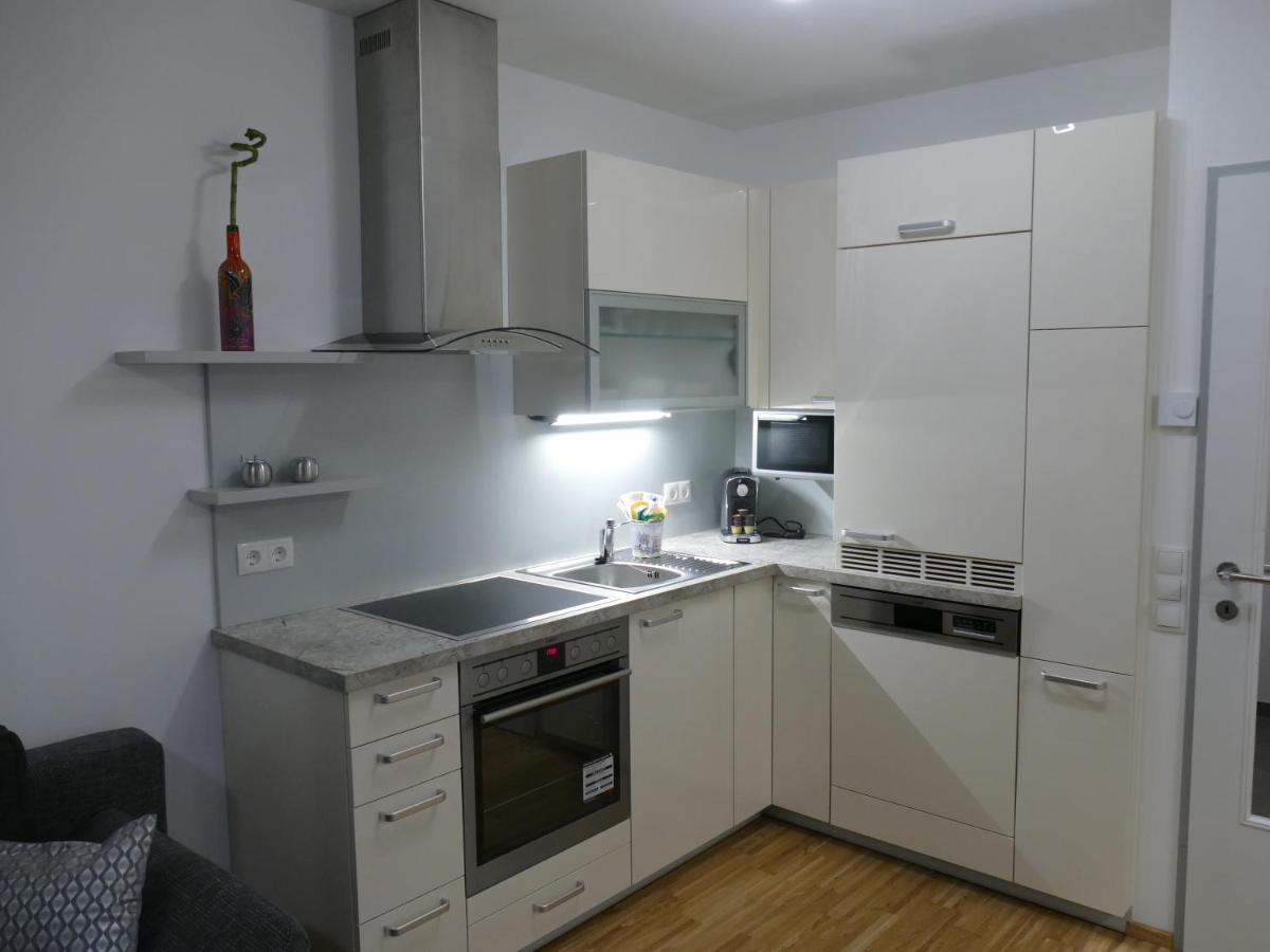Suitetrails - Chads City Apartment mit Tiefgarage free parking