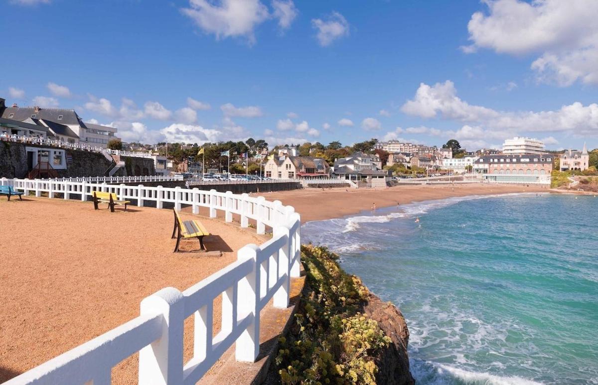 MAISON de VACANCES 14 personnes Bord de Mer - Housity