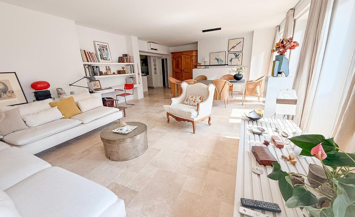 Chez Nadou- Exclusiv Loft at St Stephen Cathedral Vienna - Housity