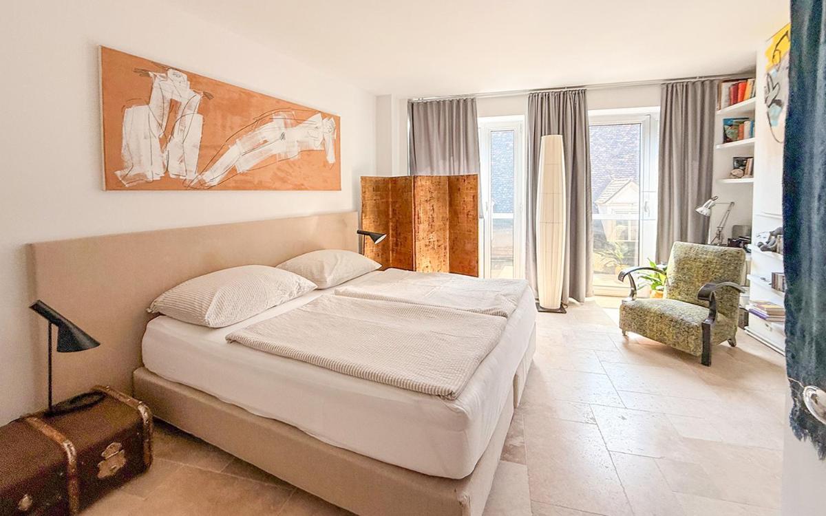 Chez Nadou- Exclusiv Loft at St Stephen Cathedral Vienna - Housity