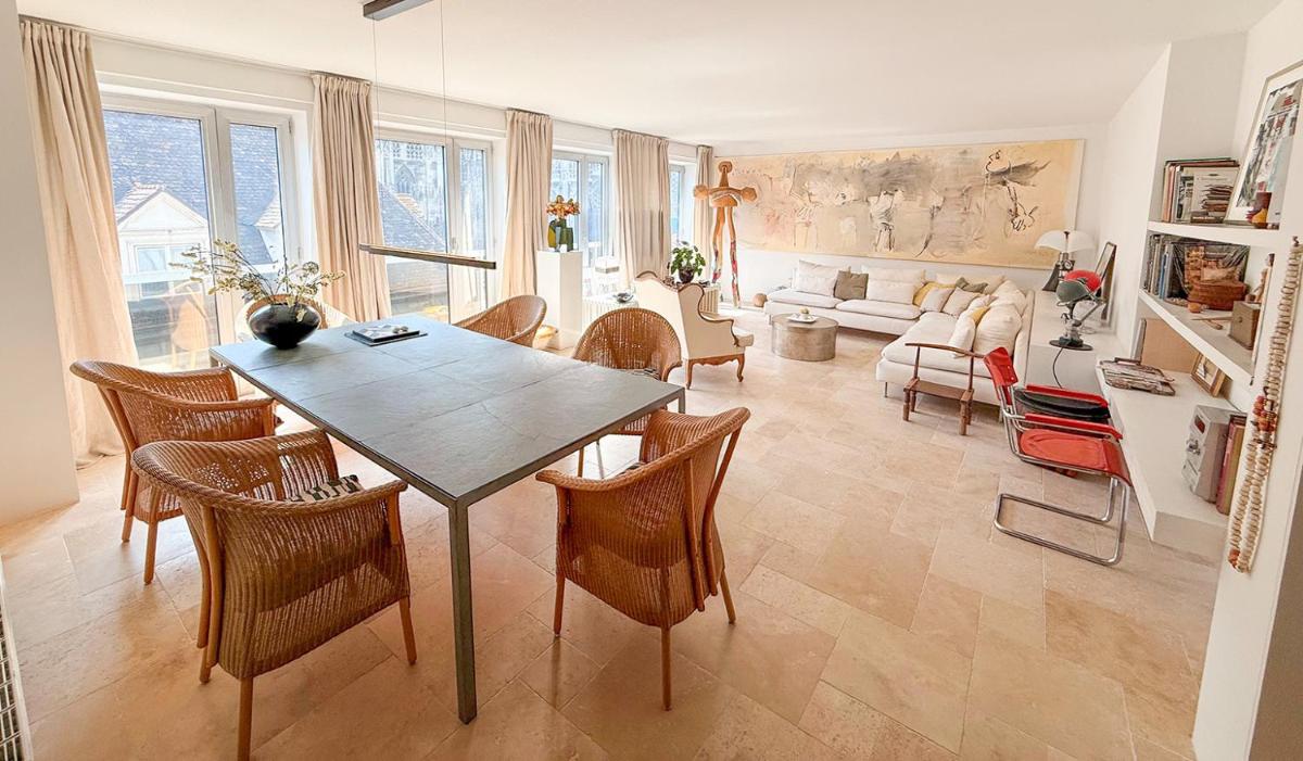 Chez Nadou- Exclusiv Loft at St Stephen Cathedral Vienna - Housity