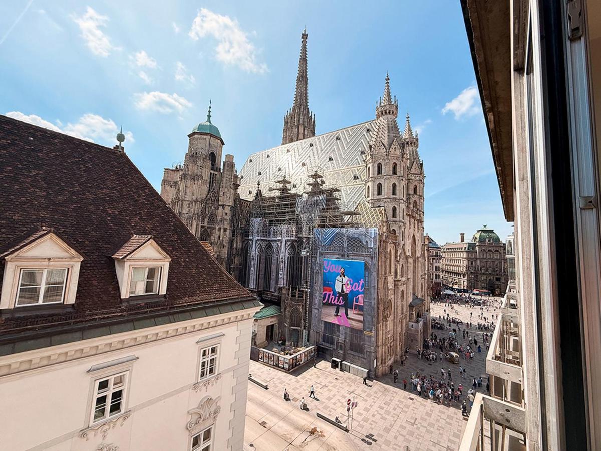Chez Nadou- Exclusiv Loft at St Stephen Cathedral Vienna - Housity