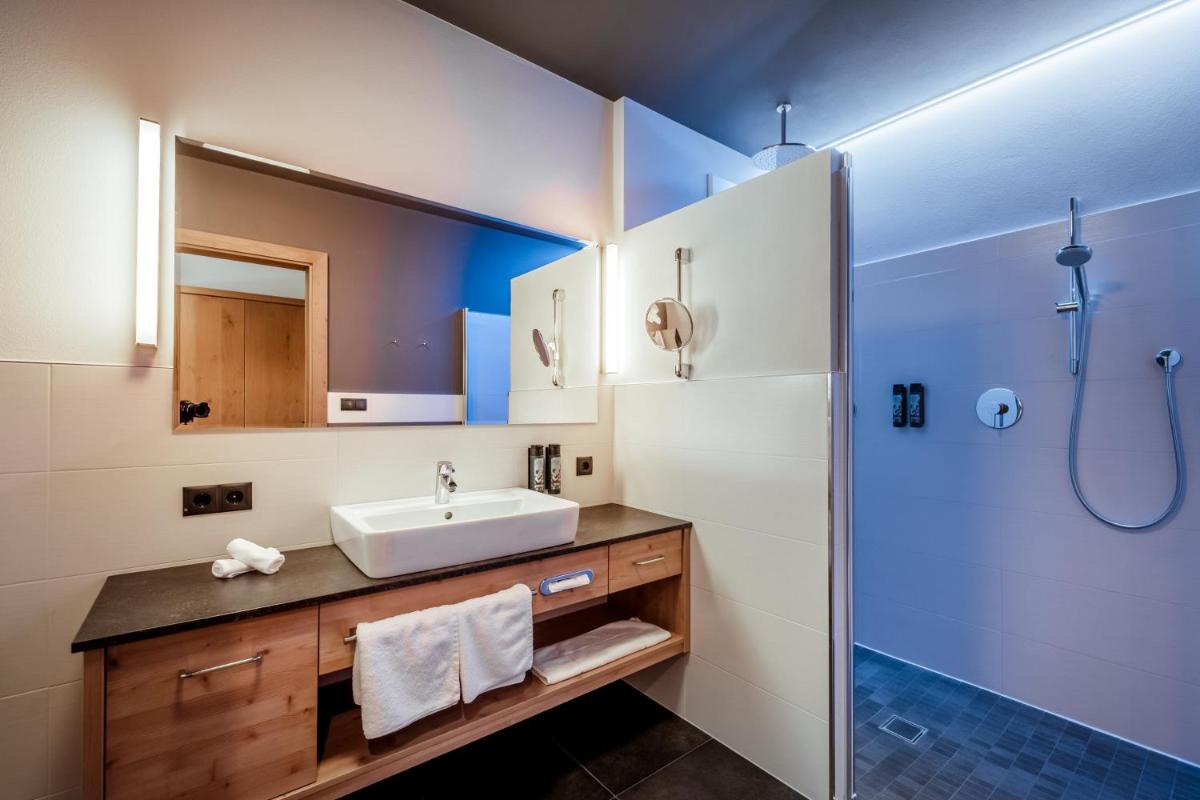 Hotel Alpen Tesitin Panorama Wellness Resort - Housity