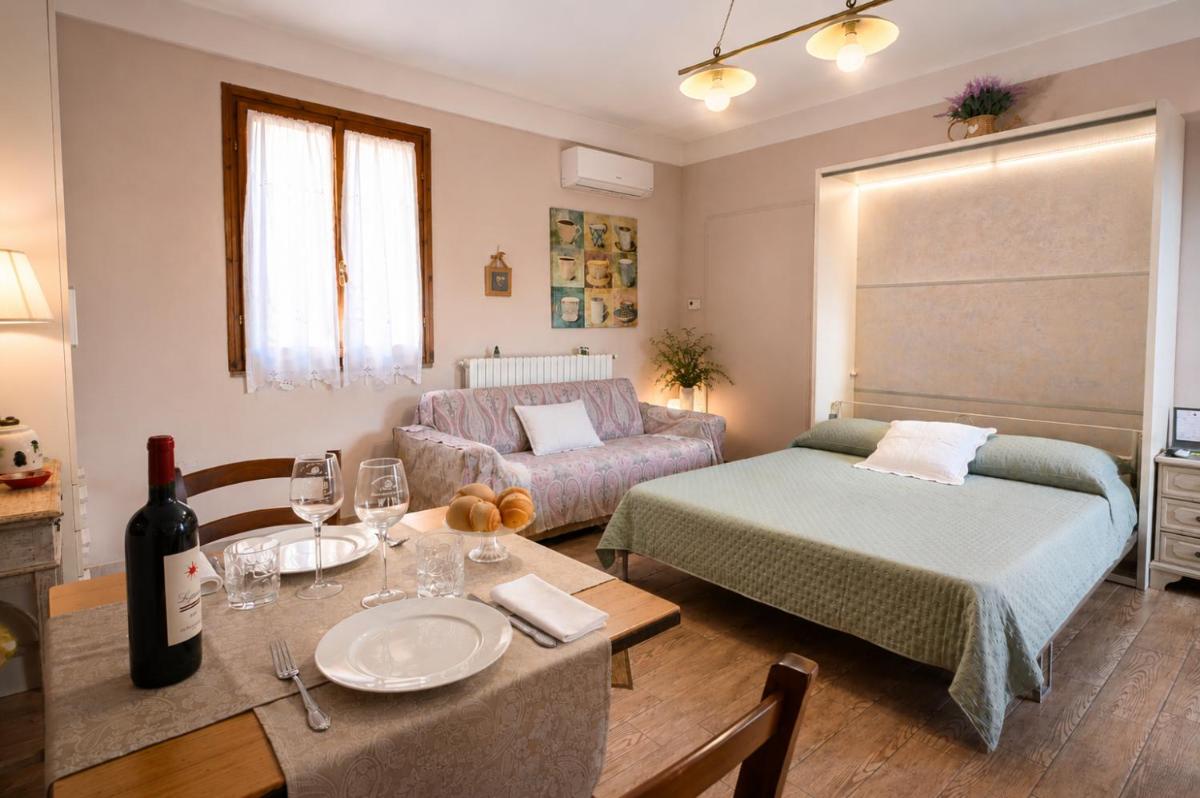 Villa Mandrioli - Housity