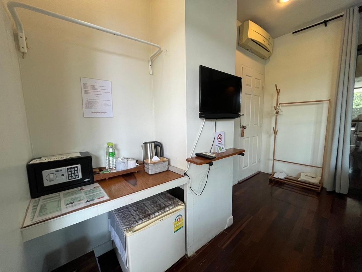 UDEE Cozy Hotel - Hizvo