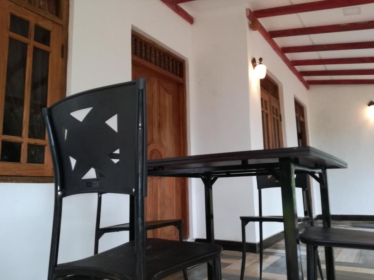 Danara Homestay - Housity
