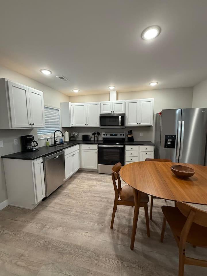 Lake of the Ozarks Waterfront Kapilana Resort Condos - Pool, Dock, Grill, Boat Rentals Fishing & Lake Views - Housity