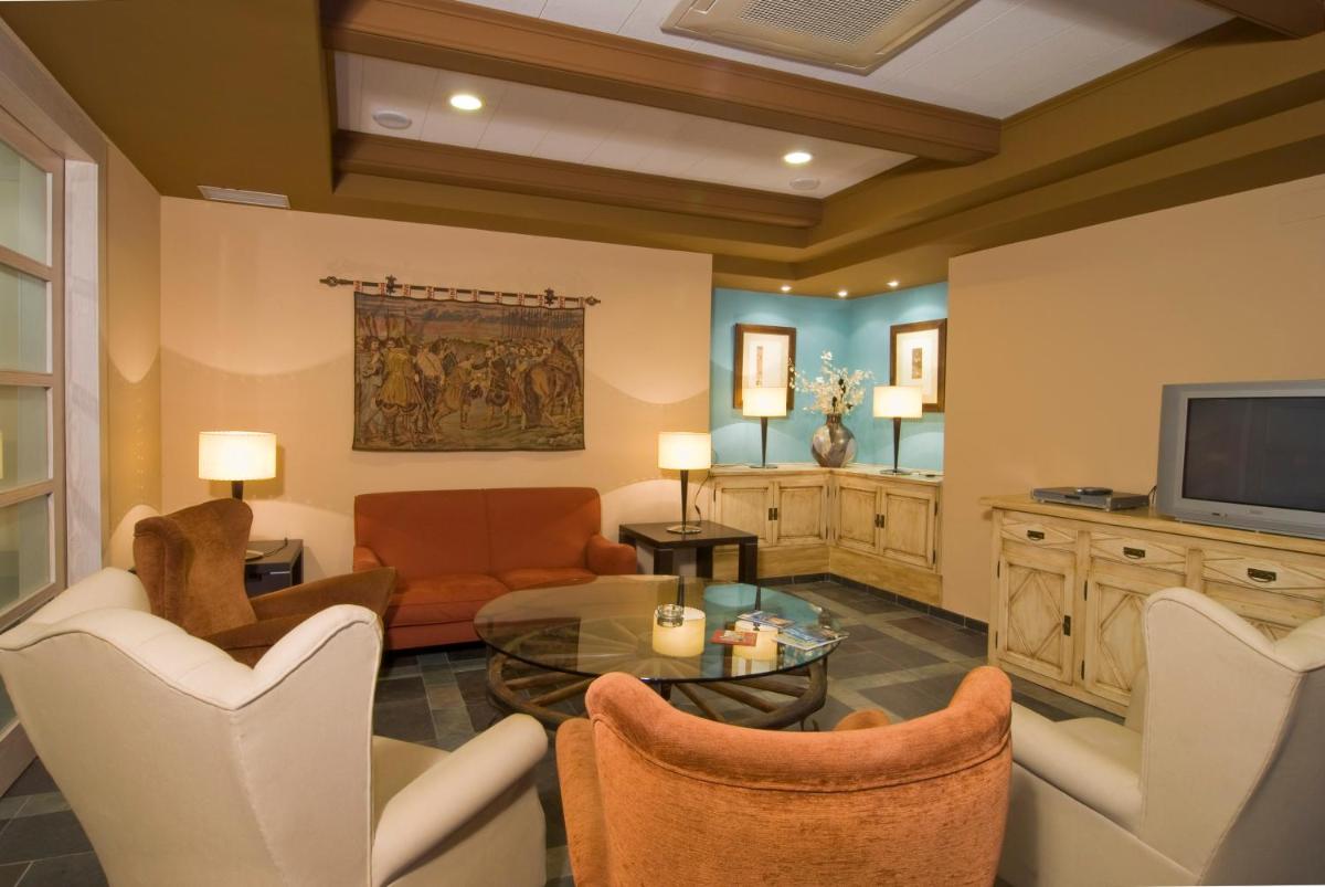Hotel Sanchez - Housity