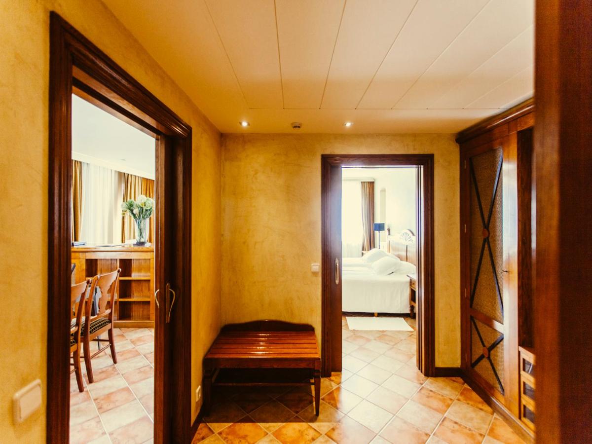 Hotel Maher - Housity
