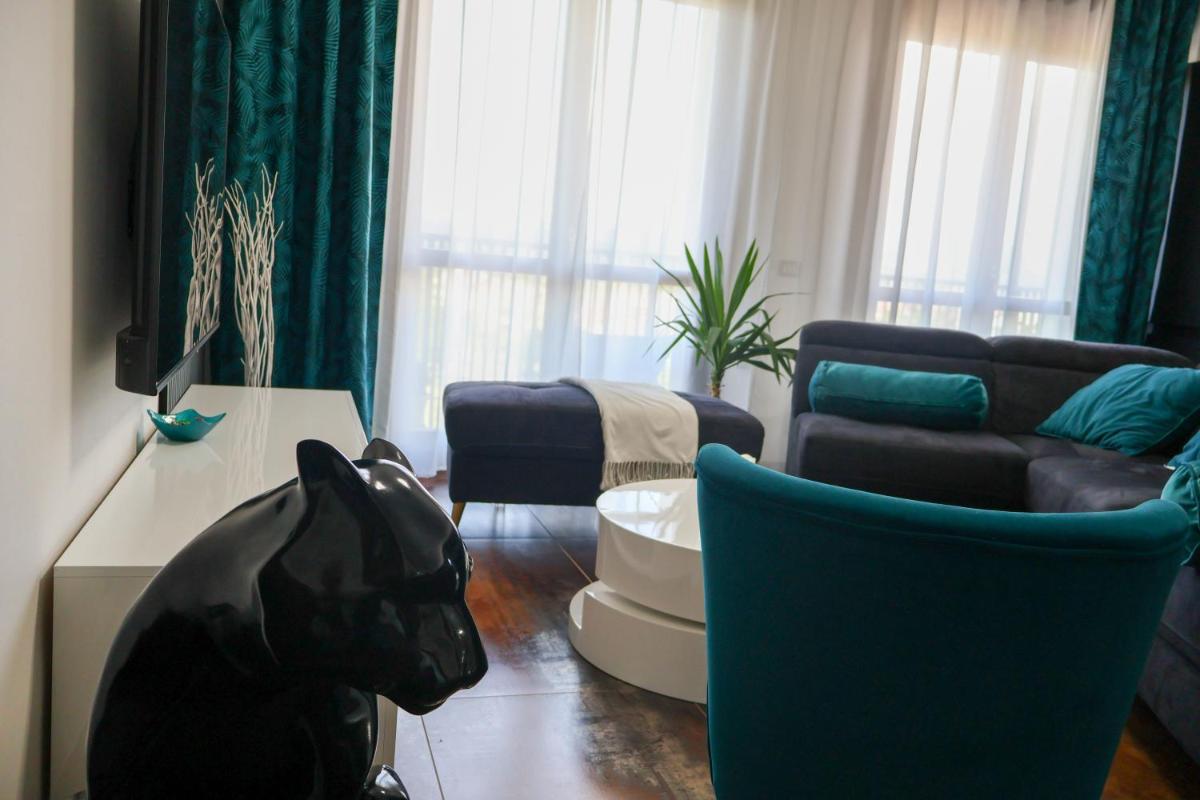 Blu Petrolio Stay-Karabas Apartments - Housity